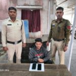 सट्टा-पट्टी लिखने वालों पर जूटमिल पुलिस की बड़ी कार्रवाई — मोबाइल पर सट्टा खिलाते युवक को दबोचा