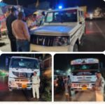 🚨खबर का असर, शहर में नो-एंट्री तोड़ी तो सीधा चालान: घरघोड़ा में पुलिस की बड़ी कार्रवाई 🚨घरघोड़ा, रायगढ़ (छत्तीसगढ़) — शहर में प्रतिबंधित क्षेत्र में भारी वाहनों की लगातार घुसपैठ पर आखिरकार सख्ती शुरू हो गई है। खबर सामने आने के बाद घरघोड़ा पुलिस एक्शन मोड में दिखाई दी और नो-एंट्री का उल्लंघन कर शहर में प्रवेश करने वाले आधा दर्जन ट्रक व ट्रेलरों पर ताबड़तोड़ चालानी कार्रवाई की।यह अभियान एसएसपी रायगढ़ शशि मोहन सिंह के निर्देशन में तथा थाना प्रभारी कुमार गौरव साहू के नेतृत्व में चलाया गया। सुबह से ही पुलिस टीम ने शहर के प्रमुख मार्गों पर चेकिंग पॉइंट लगाकर नियम तोड़ने वाले भारी वाहनों को रोका और उनके खिलाफ वैधानिक कार्रवाई की।—🔎 क्या है पूरा मामला?नगर क्षेत्र में भारी वाहनों की आवाजाही प्रतिबंधित होने के बावजूद ट्रक, डंपर और ट्रेलर तड़के सुबह शहर के भीतर प्रवेश कर रहे थे। इससे दुर्घटना की आशंका लगातार बनी हुई थी।बाईपास मार्ग उपलब्ध होने के बाद भी कई चालक समय बचाने के लिए शहर के भीतर से शॉर्टकट ले रहे थे, जिससे आम नागरिकों—विशेषकर स्कूली बच्चों और बुजुर्गों—की सुरक्षा पर खतरा मंडरा रहा था।—👮 एसएसपी का सख्त संदेशएसएसपी शशि मोहन सिंह ने स्पष्ट चेतावनी देते हुए कहा—> “किसी भी प्रकार का नियम उल्लंघन बर्दाश्त नहीं किया जाएगा। आम जनता की जान जोखिम में डालने वालों पर कड़ी से कड़ी कार्रवाई की जाएगी। सड़क सुरक्षा से कोई समझौता नहीं होगा।”पुलिस प्रशासन ने संकेत दिए हैं कि यह कार्रवाई एक-दो दिन की नहीं, बल्कि सतत अभियान का हिस्सा है। आगे भी शहर में नियमित जांच और चालानी कार्रवाई जारी रहेगी।—📌 जनता ने की सराहनास्थानीय नागरिकों ने पुलिस की तत्परता की सराहना करते हुए उम्मीद जताई है कि अब शहर के भीतर भारी वाहनों की अनियंत्रित आवाजाही पर प्रभावी रोक लगेगी। लोगों का मानना है कि इस सख्ती से संभावित सड़क हादसों पर अंकुश लगेगा और यातायात व्यवस्था सुधरेगी।—फिलहाल, घरघोड़ा में पुलिस का सख्त रुख साफ दिखाई दे रहा है। अब देखने वाली बात यह होगी कि नियम तोड़ने वाले वाहन चालक इस कार्रवाई से सबक लेते हैं या नहीं।