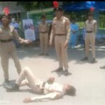 नशा मुक्ति का संदेश लेकर सड़कों पर उतरे एनसीसी कैडेट्स, शपथ के साथ नुक्कड़ नाटक से किया जागरूक